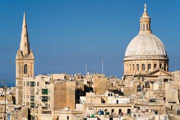 Fototapeta na wymiar Widok na Valletta