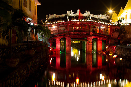 Japanese Bridge (built early 17th century)