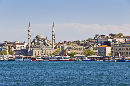 La mosquée Neuve vue de la Corne d'Or - Istambul