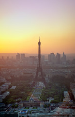 Tour Eiffel et vue de Paris depuis la tour montparnasse - France