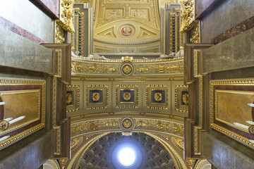 Fototapeta premium St. Stephen's Basilica, ceiling