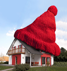 Einfamilienhaus mit Wollmütze