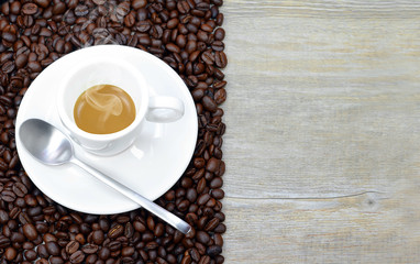 tazzina di caffè con sfondo per testi