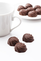 チョコレートとコーヒーカップ