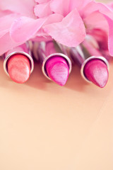Obraz na płótnie Canvas glamour lipsticks in different colors