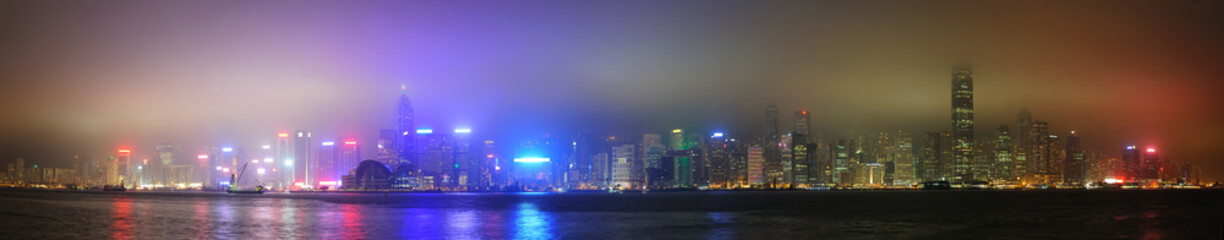 Fototapeta premium Hong Kong at foggy night
