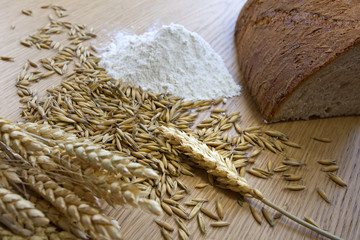 bread organic  wheat and flour composition