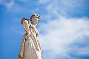 Fototapeta premium woman's statue in antique Roman style
