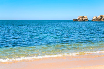 Obraz premium Atlantic beach in Algarve, Portugal