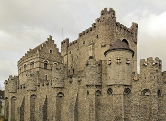 Fototapeta na wymiar Zamek hrabiów 1180 (Gent Belgia Flandria)