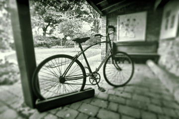 Fototapeta na wymiar Vintage bicycle in black and white