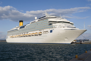 Cruise ship