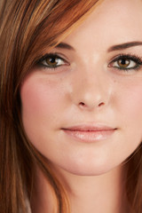 Obraz premium Young adult woman