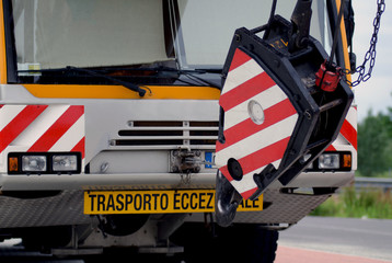 Autogru per elevato tonnellaggio