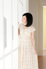 Beautiful young woman relaxing in the room