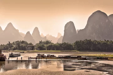 Fototapete Rund Der Li-Fluss in der Nähe von Yangshuo - Guangxi, China © Delphotostock