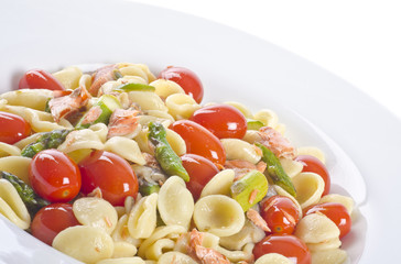 Cooked Pasta with Smoked Wild Salmon and Vegetables