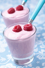 Raspberry yogurt