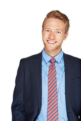 Lächelnder junger Geschäftsmann