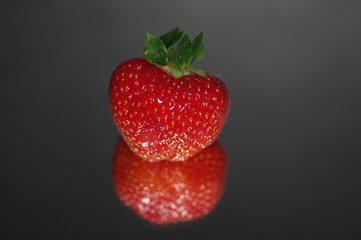 Erdbeere freigestellt