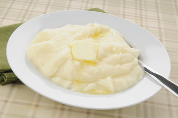 Bowl of mashed potatoes