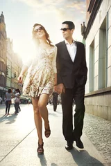 Stoff pro Meter Happy couple in a city center © konradbak