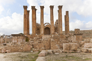 corinthian column of the temple of artemis in jerash, jordan