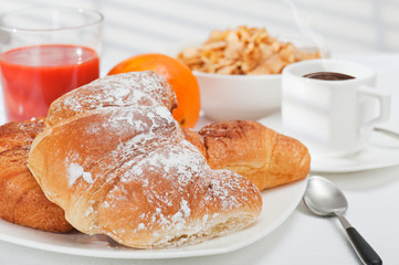 continental breakfast