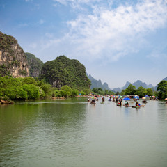 Fototapeta na wymiar the yulong river rafting
