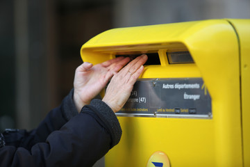 French post box