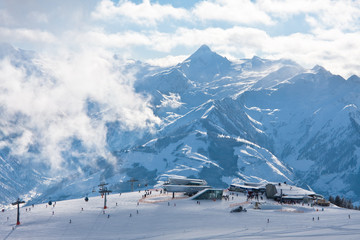Fototapeta na wymiar Ski resort Zell am See. Austria