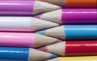 Fototapeta premium crayons en bois de différentes couleurs