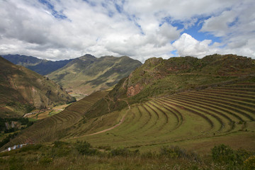 Fototapeta na wymiar Andes Mountain Sacred Valley