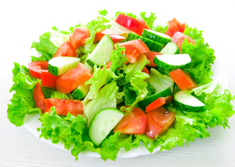 vegetable salad on plate