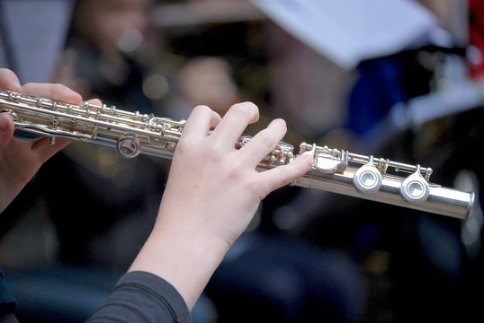 Querfl&ouml;te spielen