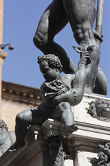Fototapeta na wymiar Bolonia, Piazza i Fontanna Neptuna