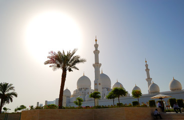 Sheikh Zayed Grand Mosque during sunset, Abu Dhabi, UAE