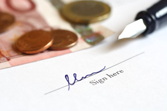 sign with money