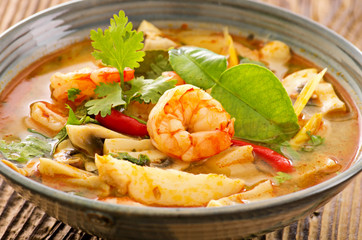 tom yam suppe