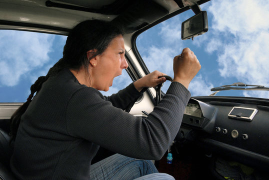 Col&egrave;re en voiture
