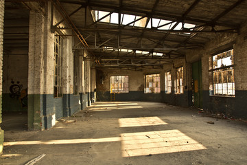 Alte Fabrikhalle von innen