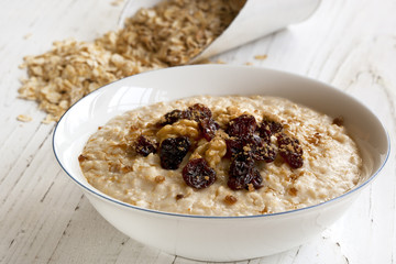 Porridge with Walnuts and Raisings