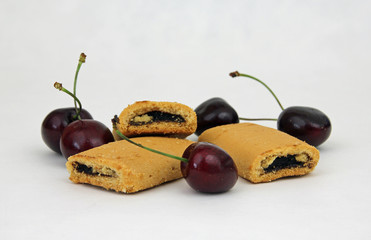 Fruchtstrudel mit Kirschfülle