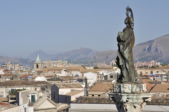 statua di santo