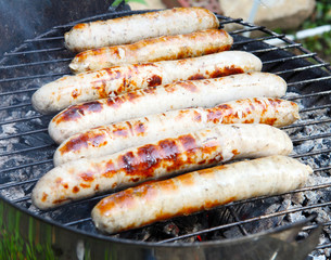 Gleich sind die Würstchen fertig