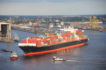 Fototapeta premium Containerschiff, Hamburger Hafen, Export, Import, Hamburg