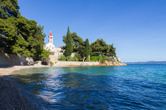 Strand am Dominikanerkloster, Bol auf Brac, Kroatien