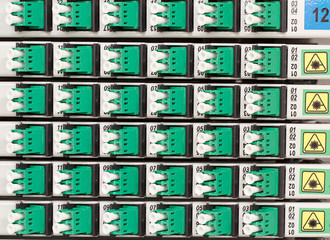 fiber optic rack with high density of optical connectors