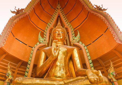 Big golden Buddha