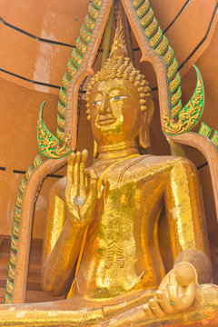 Big golden Buddha